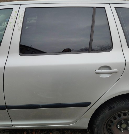 SKODA OCTAVIA II 06R KOMBI door left rear part 9102