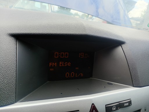display of the dashboard ROZDZIELCZEJ OPEL ASTRA H GTC 06-10
