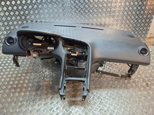 dashboard console 9684672580 PEUGEOT 5008 and 3008 and 2009