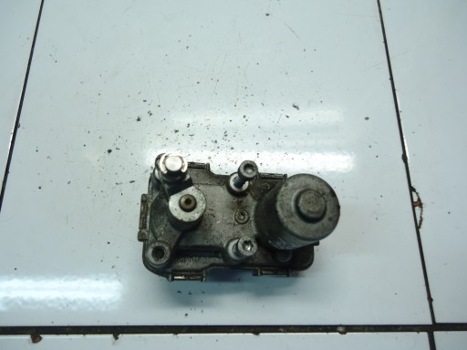 BMW 3 E90 2.0D N47D20C regulátor TURBINY A2C30724900