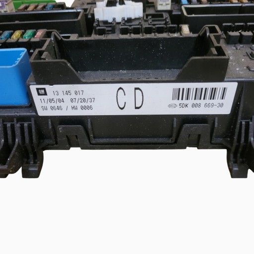 OPELASTRA H III Unité commande confort BSI Module fusibles 13145017