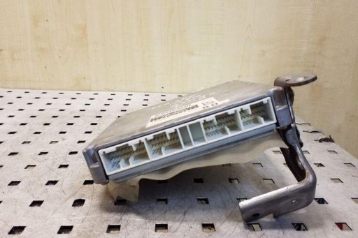 Ебу двигуна toyota corolla verso (zer_, zze12_, r1_) 8966113060