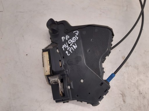 lock right front 2 PIN Toyota Avensis T25