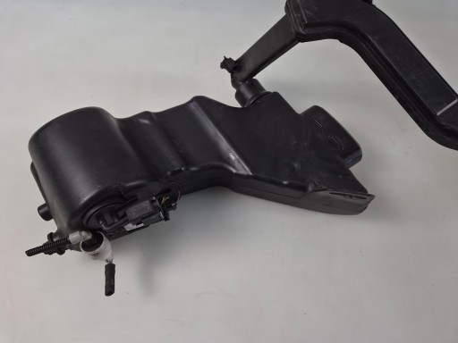tank of gas do washers MERCEDES GLC X253 C253 W253 A2058600160