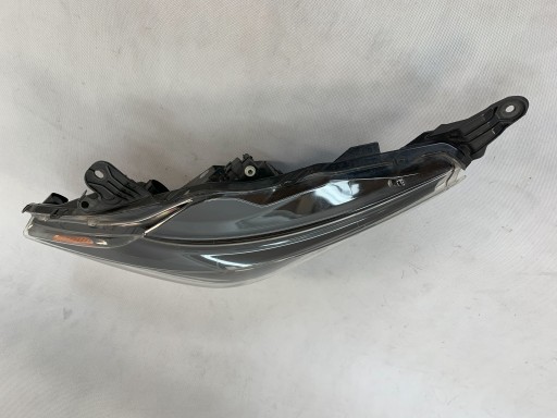 Reflektor levý Toyota Aygo 2 II 14-18r Soczewkowy 03.25
