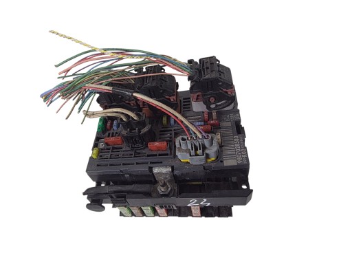 PEUGEOT CITROEN fuse box R02 BSM 9807028580