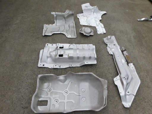 Blende Abdeckung termiczne komory spodu Mercedes GLC C254 W254 OEM