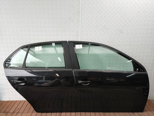 VW JETTA V 05-11 door front and rear. right colour LC9X KOMPLET