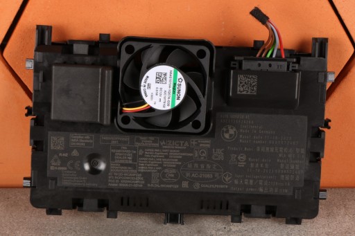 BMW F70 G60 G61 G70 X1 U11 X3 G45 LADOWARKA BEZPRZEWODOWA WCA NFC 5A85F48