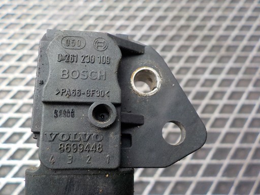 VOLVO V50 S40 2.4 B sensore pressione 8699448 0261230109