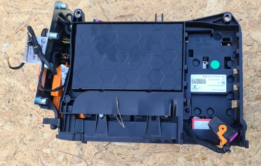 5GE915340CH - Модуль зарядки vw e golf 5ge контролер