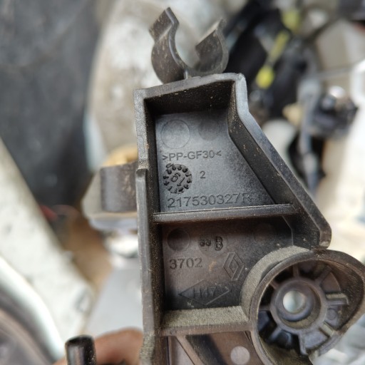 holder WEZY of water RENAULT MEGANE IV