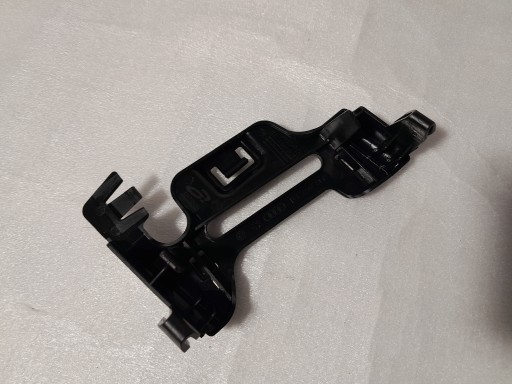 AUDI Q8 4M Poignée Support plaque 4M8867191