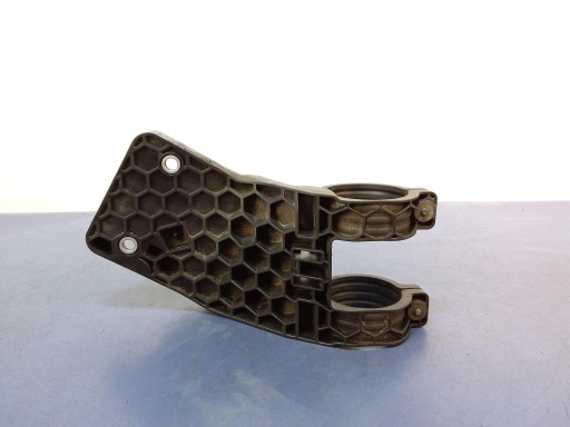 BMW X5 F15 2.0 крепление топливного фильтра 70314607