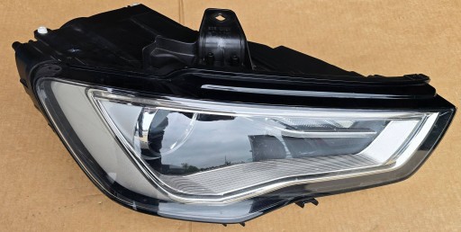 Audi A3 S3 8V front side right light front