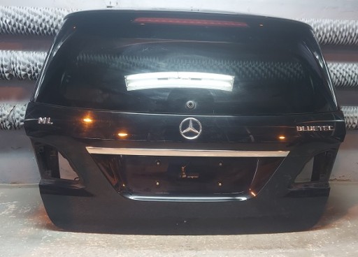 C197 - MERCEDES ML W166 ЗАДНЯЯ КРЫШКА БАГАЖНИКА 197