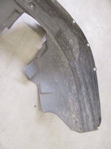 podblatník levý levé předek kryt kola BMW e53 X5