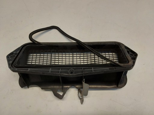 VW Arteon 3G8 2018r intake drain air 5Q0815479