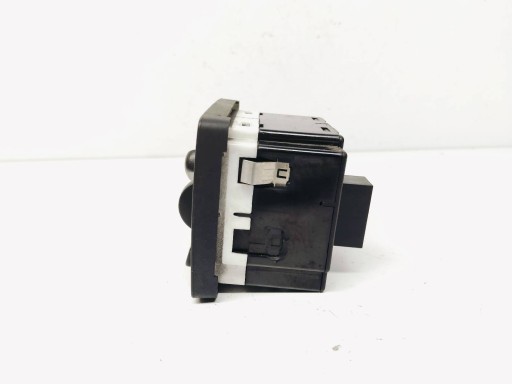 switch of the lights VOLVO V50 2.0D 30669734