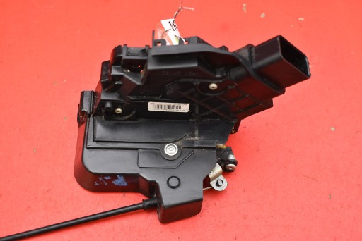 lock door right front front EU 7M5A-R21812AA FORD FOCUS MK2 5D HB 08-11