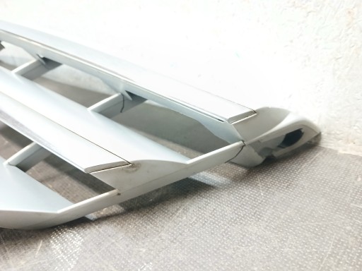 Grill Kühlergrill MERCEDES B KLASA W245 LIFT A1698881660