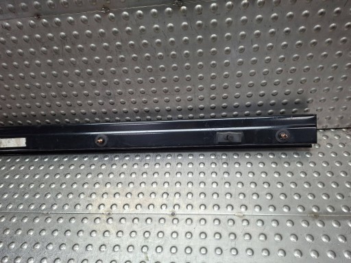 PROWADNICA Tür gleitende rechts 777603037R RENAULT TRAFIC III 2014