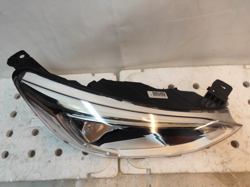 FORD FOCUS MK4 Licht vorne rechts DEMONTAZ