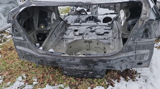 BMW 5 F10 ЗАДНИЙ РЕМЕНЬ КУЗОВА