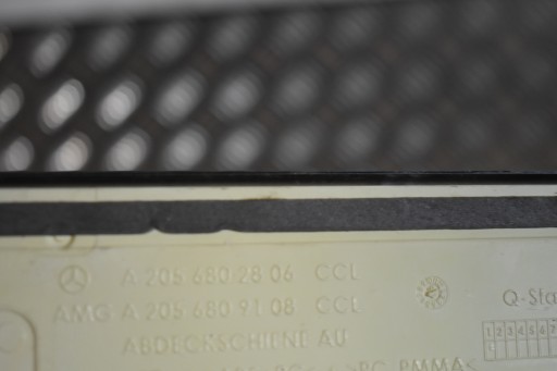 IDEALNA moulding cap of the threshold left LED AMG MERCEDES W205 W238 1