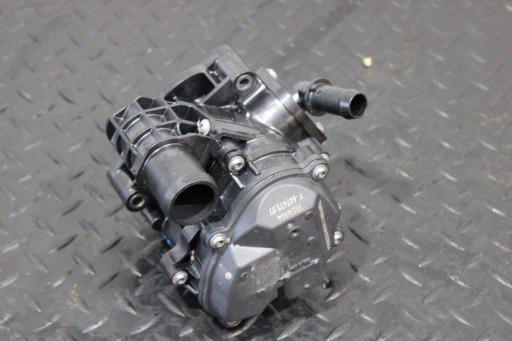 Boîtier thermostat OPEL INSIGNIA B 55516904