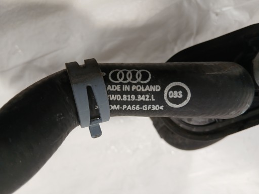 AUDI A4 B9 LIFT prijenos cijevčica crijevo vode 8W0819342L 8W0819334AE