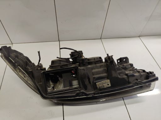RENAULT LAGUNA II světlo levá předek 8200002467