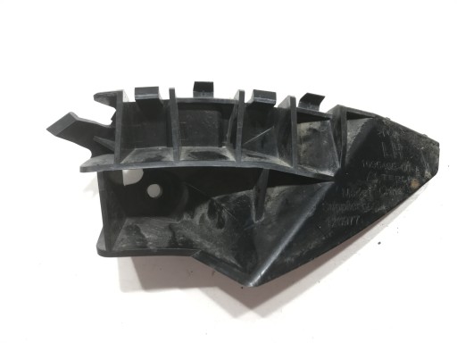 1095495-00-A - TESLA S БАМПЕР БРЫЗГОВИК ПЕРЕДНИЙ ЛЕВЫЙ