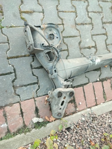 Peugeot 2008 II 2020 heck träger osi hinten