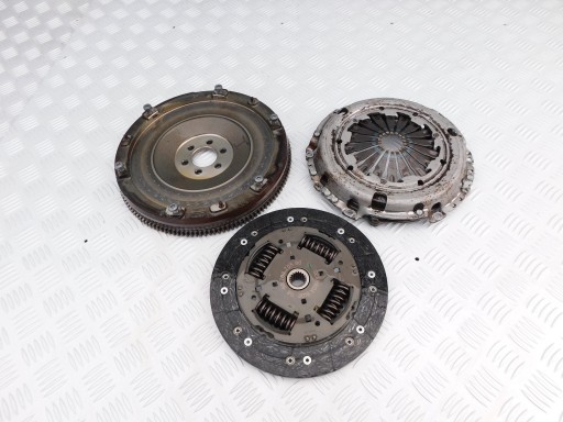 complete clutch pressure plate disc Peugeot Partner Berlingo 1.6 HDI OEM