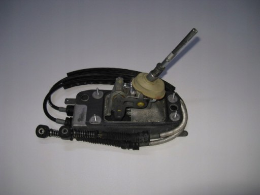 trim of the gear VW GOLF V 1.4