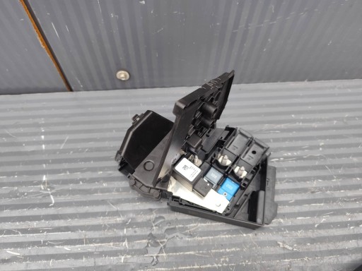 MERCEDES W247 GLA compartment of fuses A1775404007