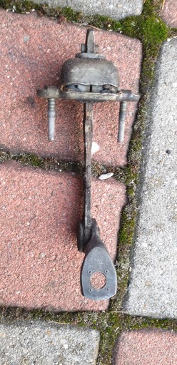 OGRANICZNIK ajtó bal far FORD FIESTA MK4 OE