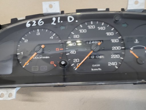 dials clock PREDKOSCIOMIERZ MAZDA 626 2.0 DIESEL OE EUROPA