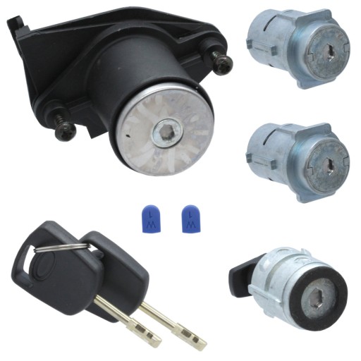 ME-004939 - FORD FUSION FIESTA ВСТАВКИ ДВЕРИ КРЫШКИ БАГАЖНИКА