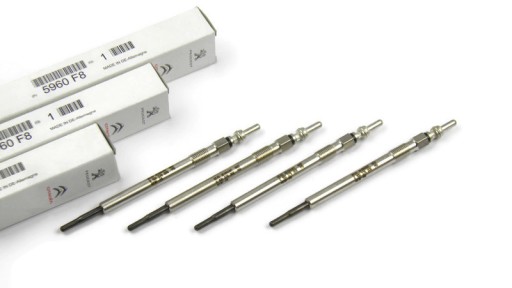 5960F8 - Комплект свічок розжарювання 4 peugeot 407 citroen c5 land rover 2.7 hdi orig