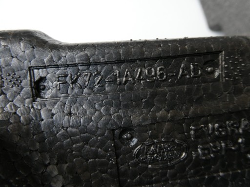 insert wheels of a spare polystirene LAND ROVER DISCOVERY SPORT L550