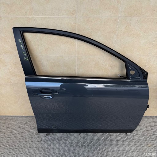door complete front right KIA STONIC LIFT 2021 ROK