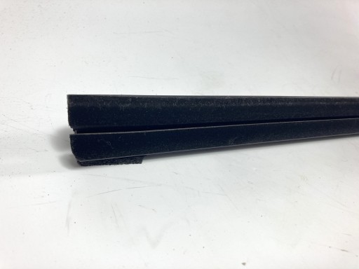 Ram 2500, 3500 gasket inner windows right front 2019-26