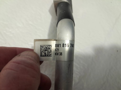 AUDI A4 B9 LIFT tömlő cső klíma 8W1816740