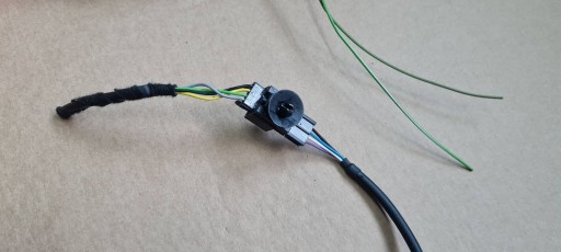 Q5 8R zástrčka adapter AUX WEJSCIE 8K0035474 A4 B8 A5 8T