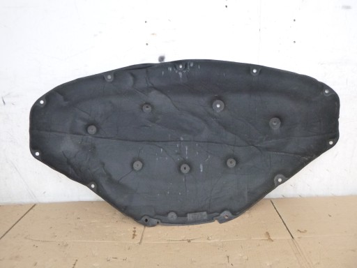 7221993 - BMW 1 F20 звукоизоляция капота