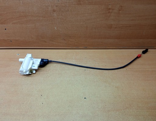 ПОДЪЕМНИК ПЕРЕДНЕЙ ЛЕВОЙ ДВЕРИ MERCEDES GL 166 1667600700