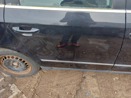 door complete right rear part VOLKSWAGEN PASSAT B6 LC9X KOMBI