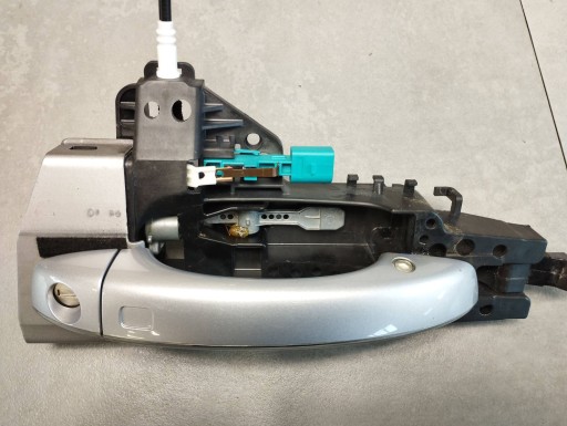 Audi A7 4G 2016 handle left front KESSY CHROM LED 4H1837885